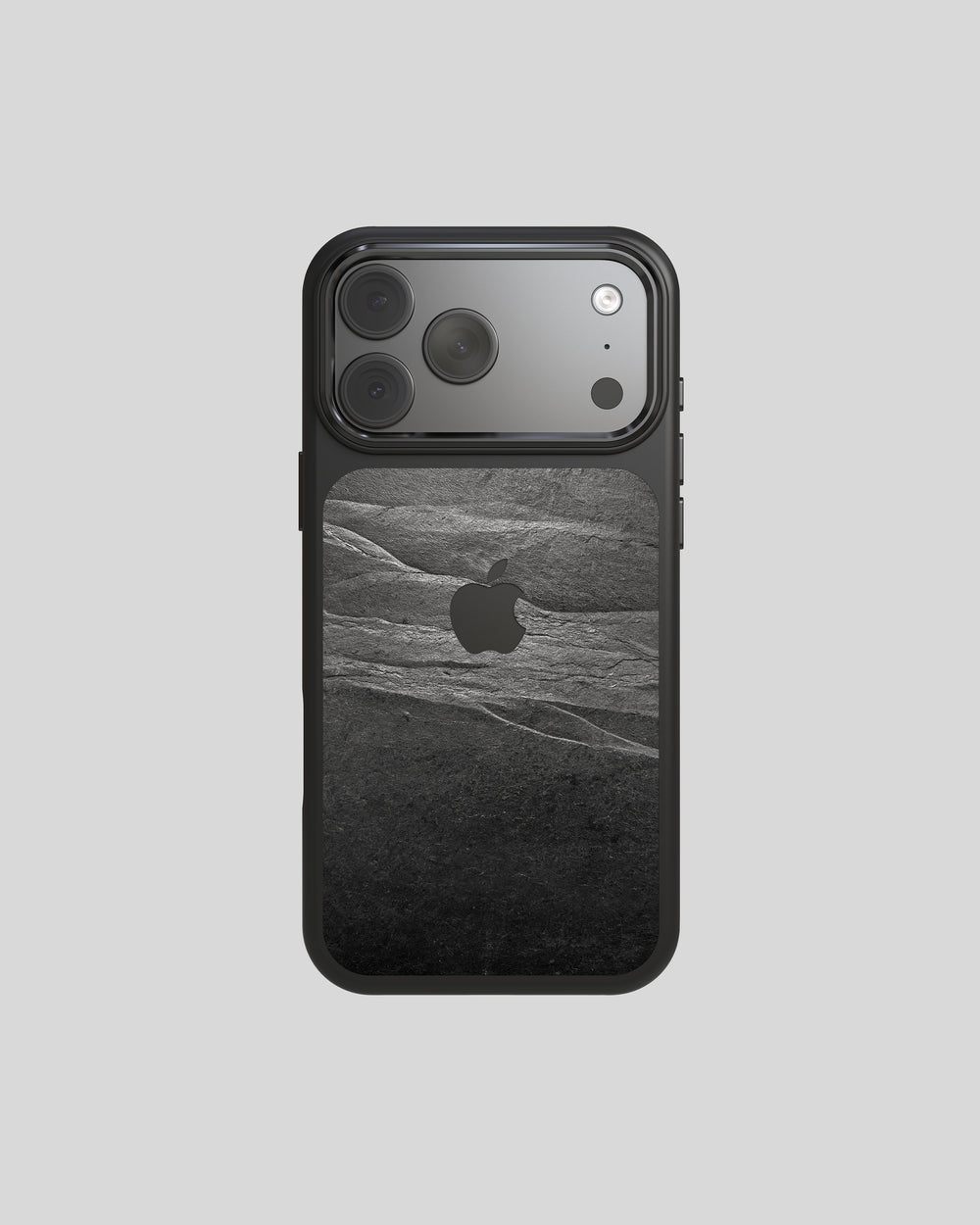 Slate Case Pro Black Rock, Rückseite mit Schiefer-Veneer, Apple-Logo-Ausschnitt und schwarzem Rahmen