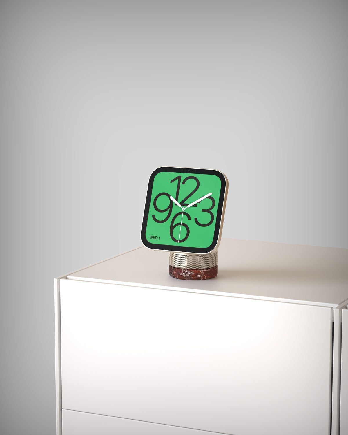 Apple HomeView auf der Marble Base · Rosso Levanto auf einem weißen Sideboard
