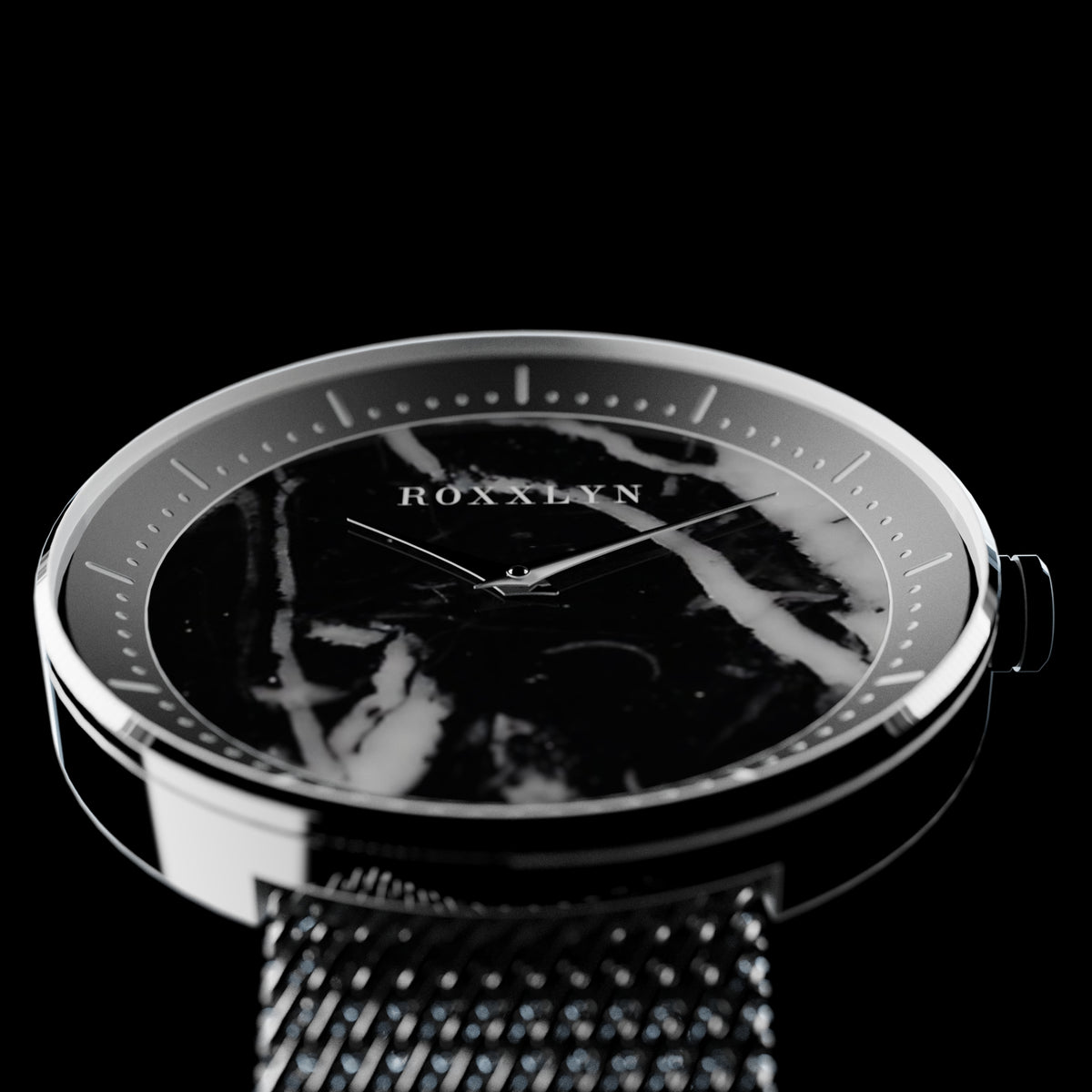ROXXLYN Marble Watch mit Nero Marquina Zifferblatt und schwarzem Milanaise-Armband, Nahaufnahme des Marmorzifferblatts