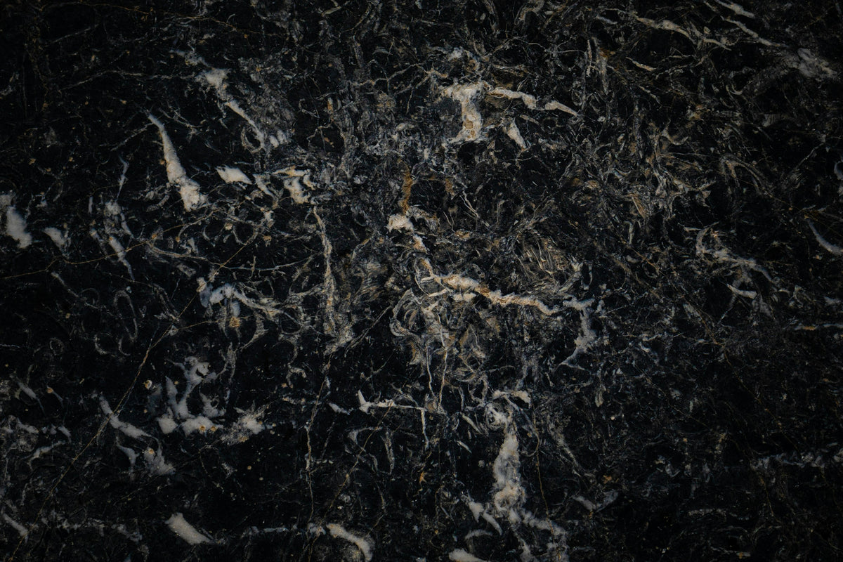 White veins in black